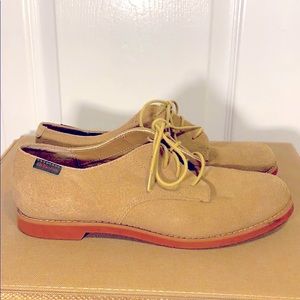 GH Bass & Co Leather suede tan shoes
